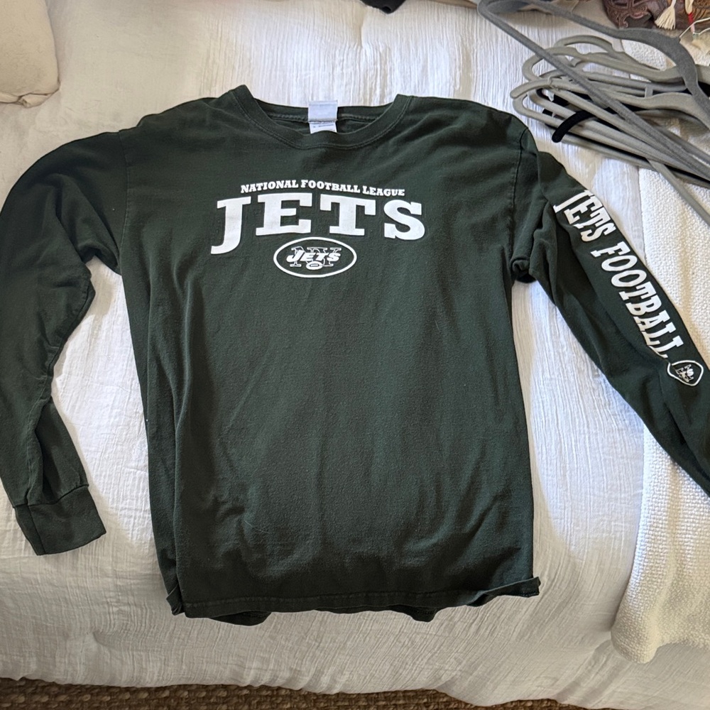 NFL Team Apparel Green Shirt